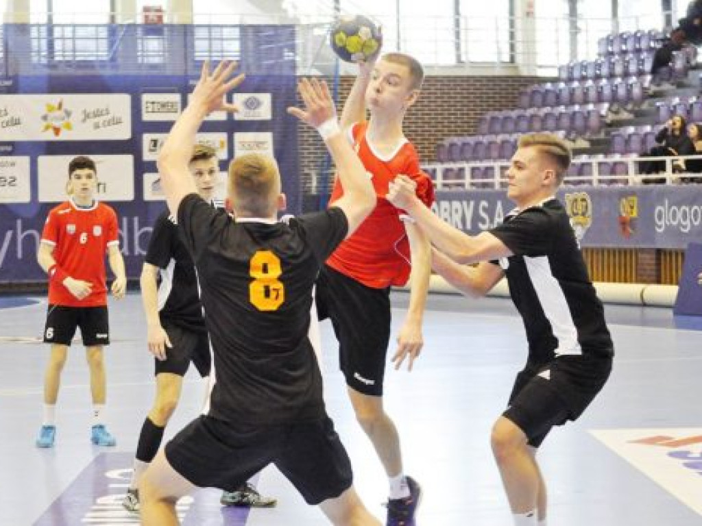 Piłka ręczna: Przed młodymi 1/16 mistrzostw Polski
