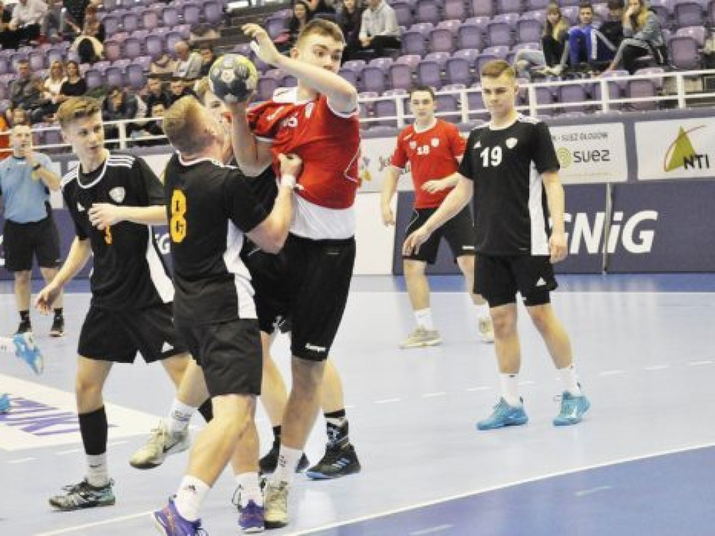 Piłka ręczna: Przed młodymi 1/16 mistrzostw Polski