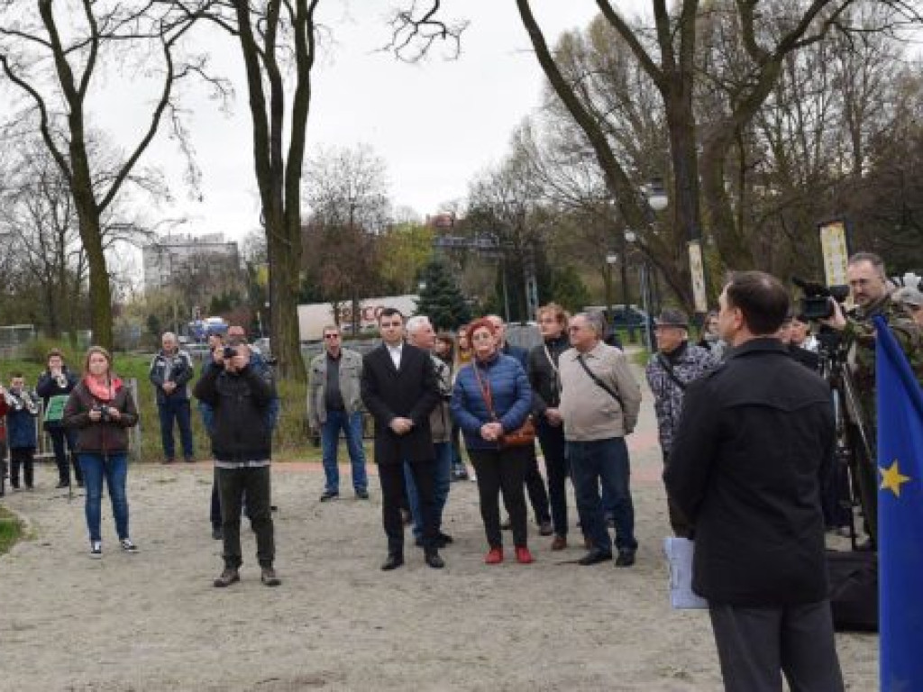 Pomnik głogowianina Joachima Pastoriusa oficjalnie odsłonięty na placu przy Bloku Koszarowym?