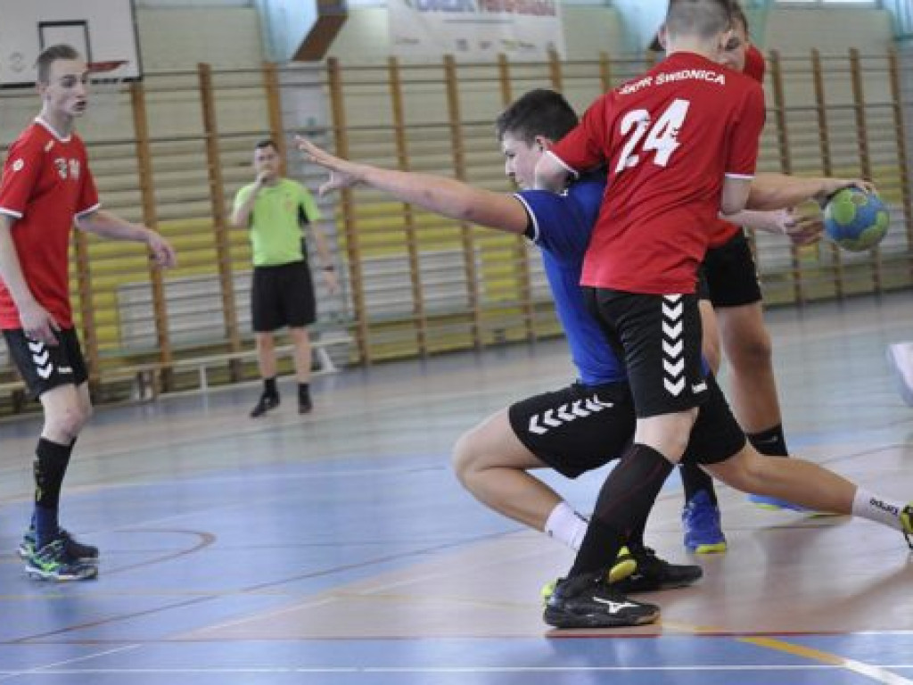 Rzuty karne w Głogowie. Młodzicy Chrobrego pokonali lidera [GALERIA]?