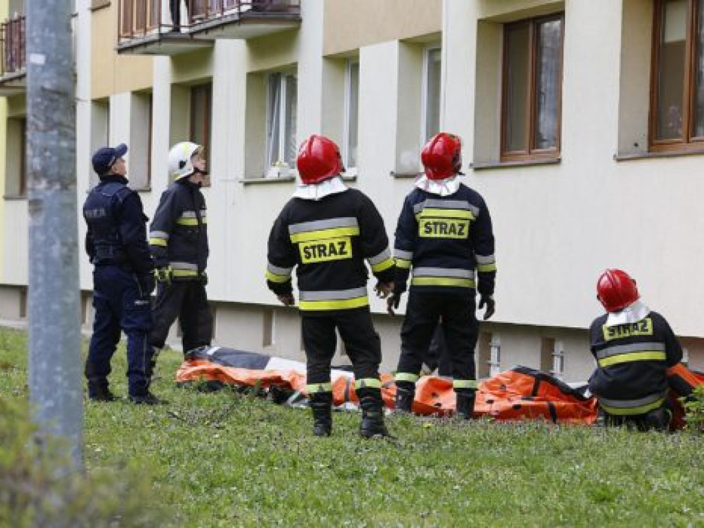 Desperatka na ul. Niedziałkowskiego. Chciała skoczyć z balkonu