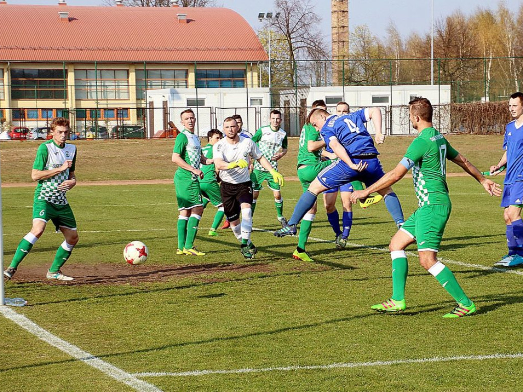Przegrali na własnym boisku Dąb Przybyszów - GKS Siedlisko 1:2