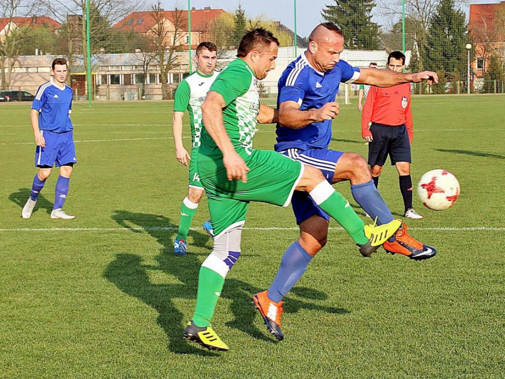Przegrali na własnym boisku Dąb Przybyszów - GKS Siedlisko 1:2