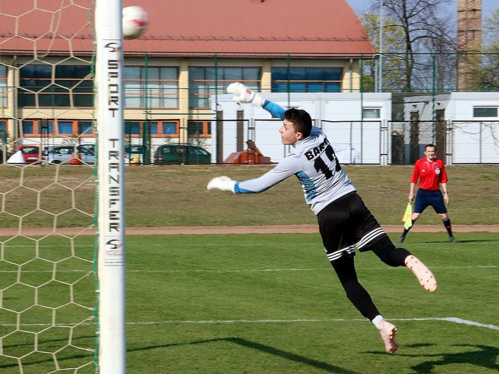 Przegrali na własnym boisku Dąb Przybyszów - GKS Siedlisko 1:2