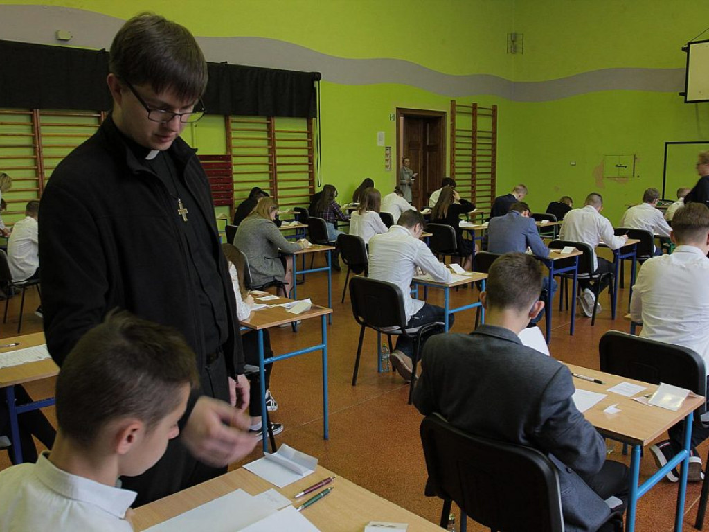 Egzaminy gimnazjalne rozpoczęte bez problemów. Uczniowie, trzymamy za was kciuki!