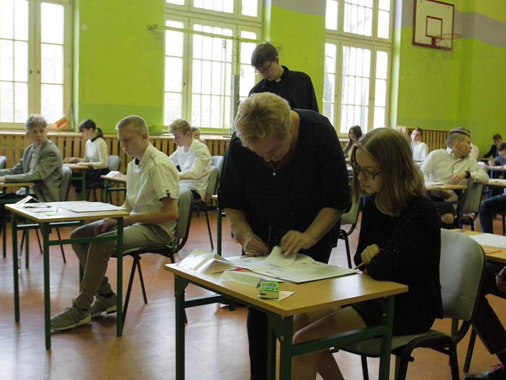 Egzaminy gimnazjalne rozpoczęte bez problemów. Uczniowie, trzymamy za was kciuki!