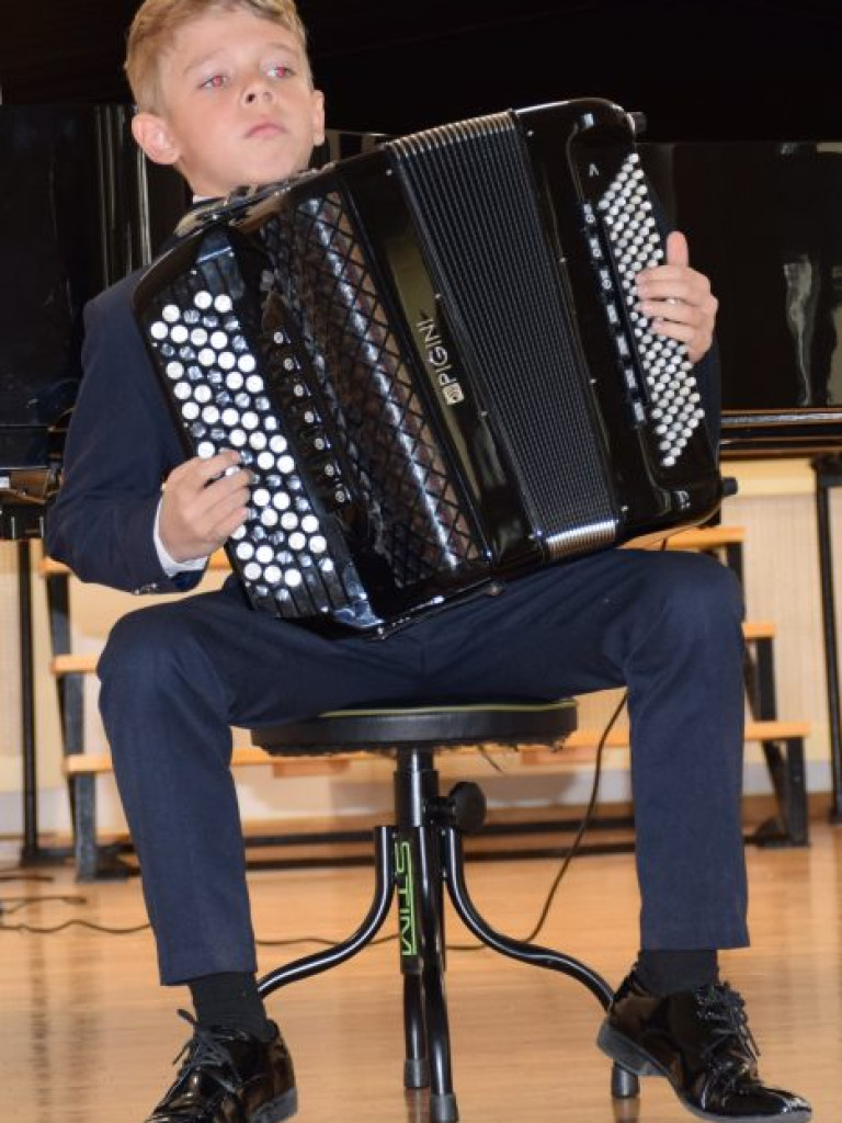 Świeżość, żywa muzyka i bajkowy klimat... Taki był koncert w szkole muzycznej