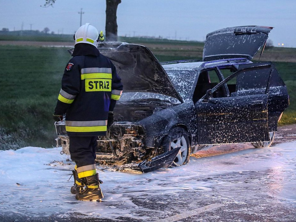 Pożar samochodu koło Przedmościa. Audi zapaliło się podczas jazdy!