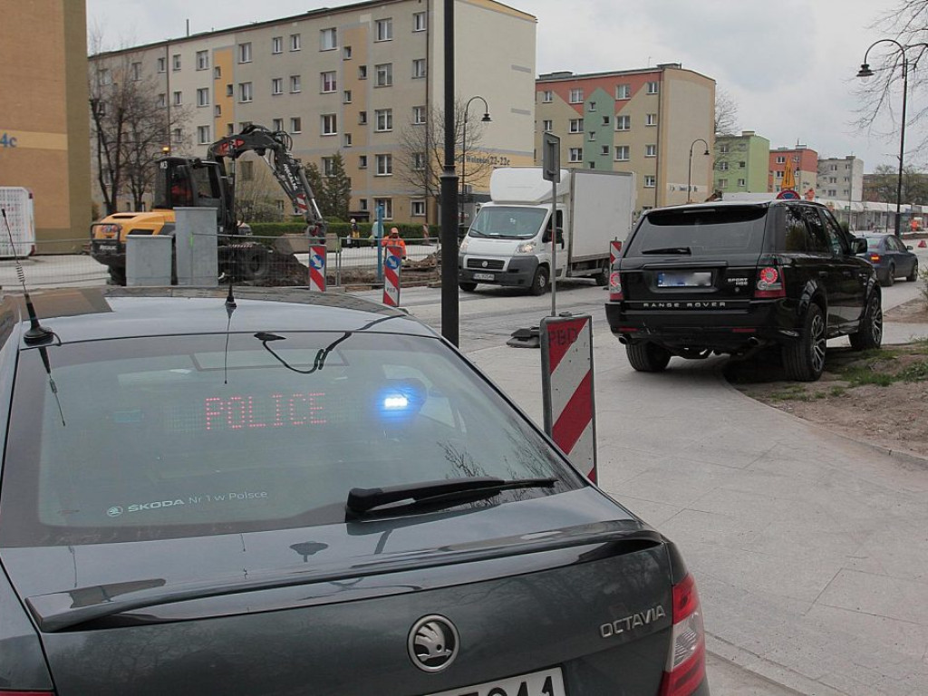 Mało brakowało i nic by nie było. Ale jest. Kolejna stłuczka na feralnej alei Wolności