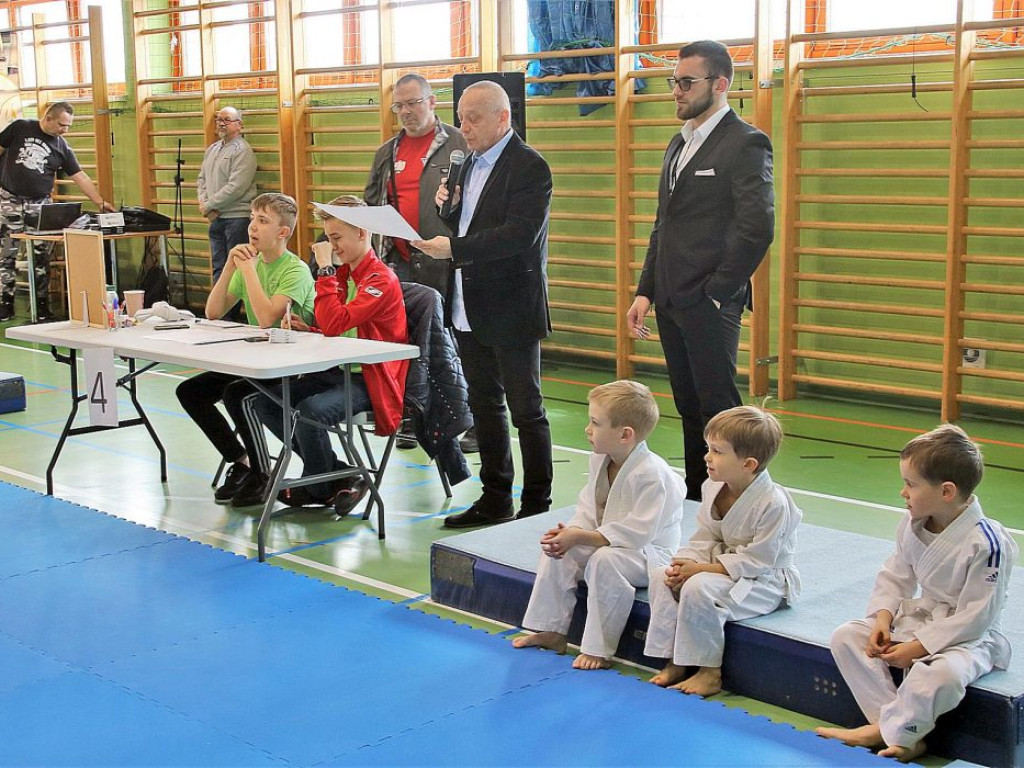W Sławie walczyli najmłodsi judocy. Puchar burmistrza pojechał do Nowej Soli