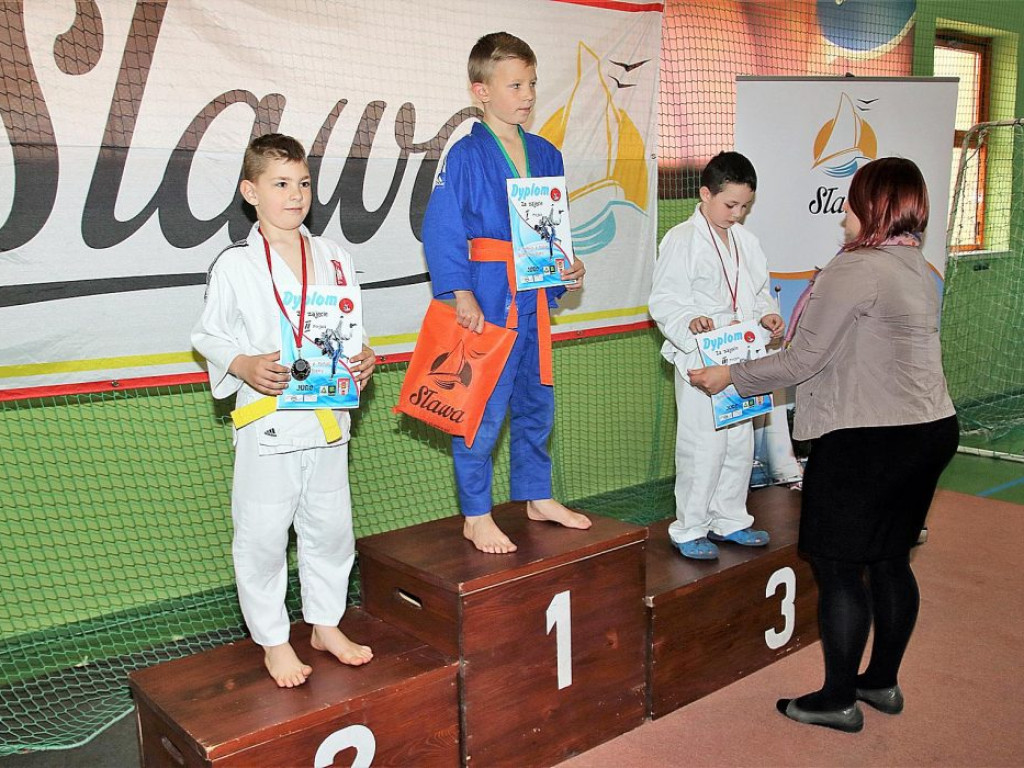 W Sławie walczyli najmłodsi judocy. Puchar burmistrza pojechał do Nowej Soli