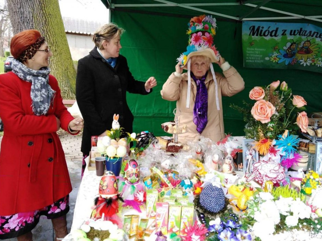 Festiwal wielkanocnych zmysłów w Grębocicach.  Furorę robią swojskie produkty