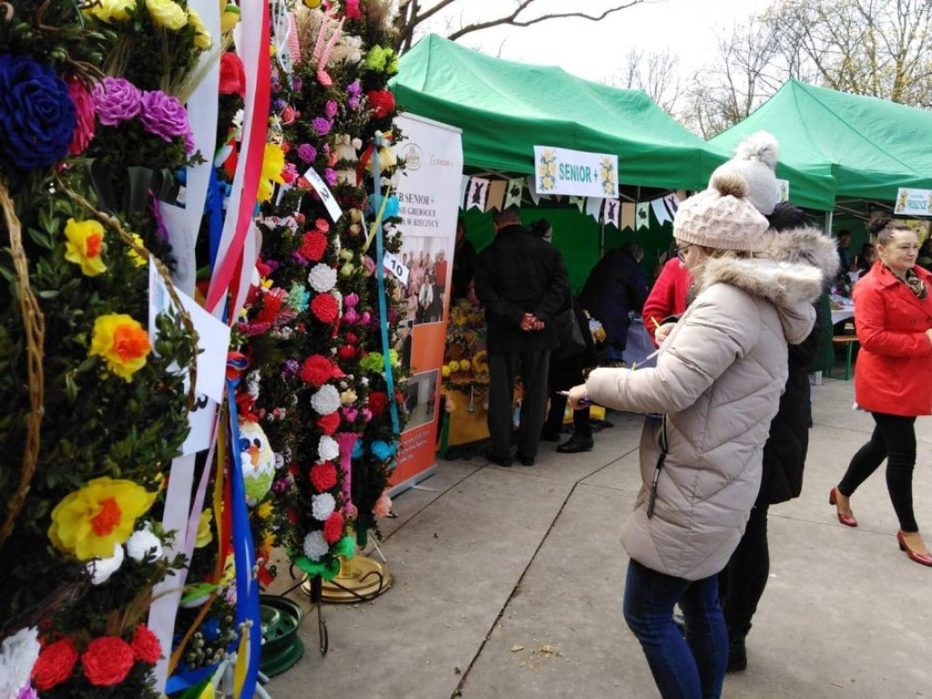 Festiwal wielkanocnych zmysłów w Grębocicach.  Furorę robią swojskie produkty