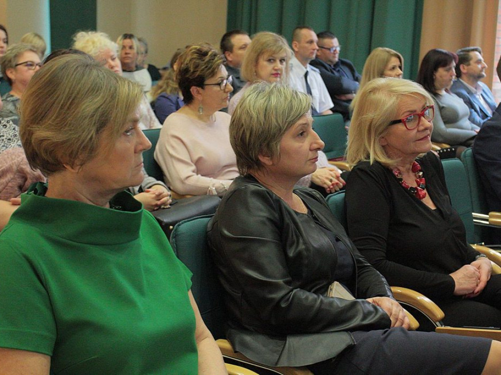 Zaskakująca wypowiedź starosty Dudkowiaka podczas konferencji o przemocy
