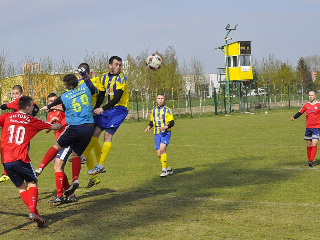 Dragon w gazie, goni lidera w A-klasie! Dragon Jaczów-Victoria Parchów 4:1