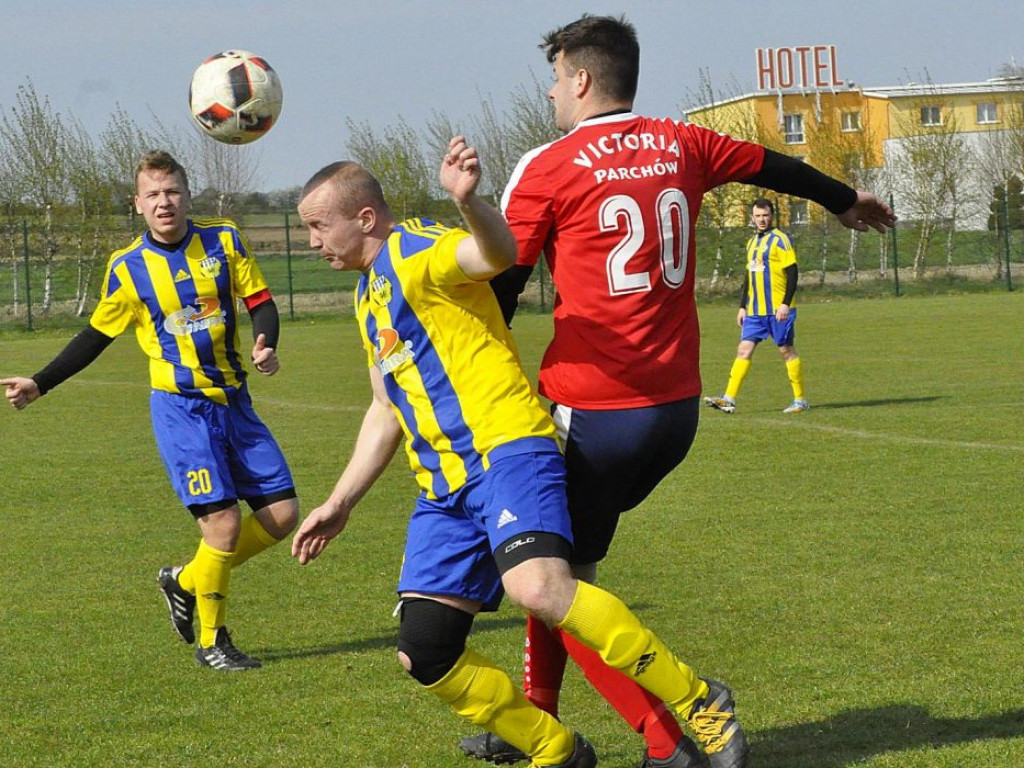 Dragon w gazie, goni lidera w A-klasie! Dragon Jaczów-Victoria Parchów 4:1