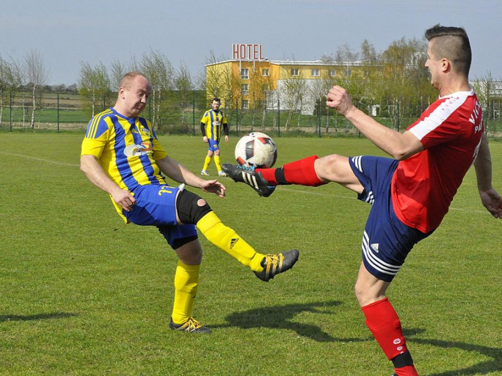 Dragon w gazie, goni lidera w A-klasie! Dragon Jaczów-Victoria Parchów 4:1