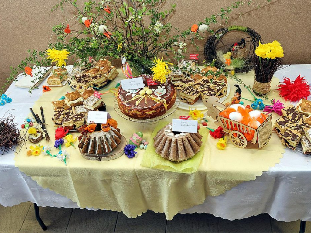 Festiwal kolorów i smaków - Gminny konkurs Wypieków Wielkanocnych w Ciosańcu