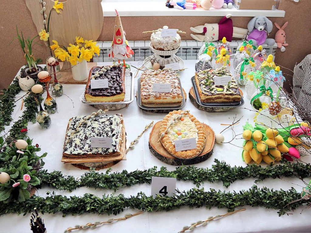 Festiwal kolorów i smaków - Gminny konkurs Wypieków Wielkanocnych w Ciosańcu