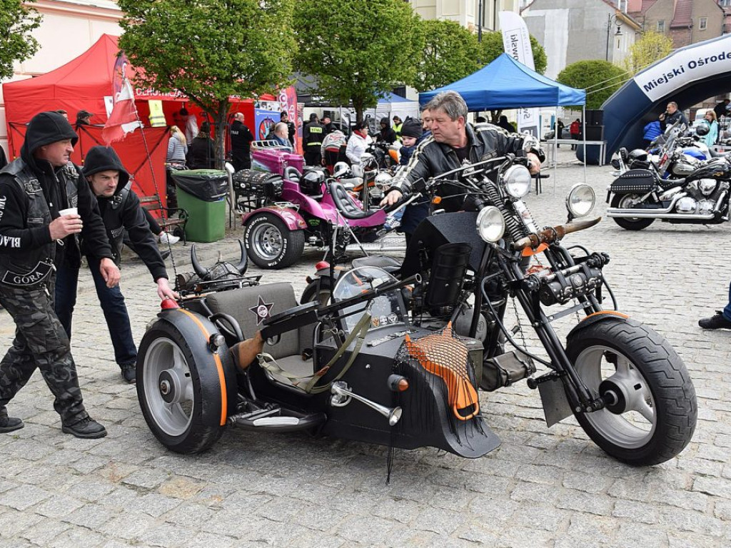Jubileusz Motokrwi w Głogowie. Znów na starówce zawarczały motocykle