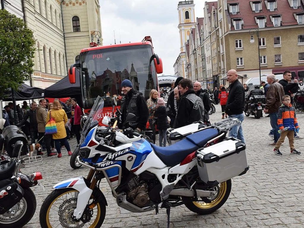 Jubileusz Motokrwi w Głogowie. Znów na starówce zawarczały motocykle