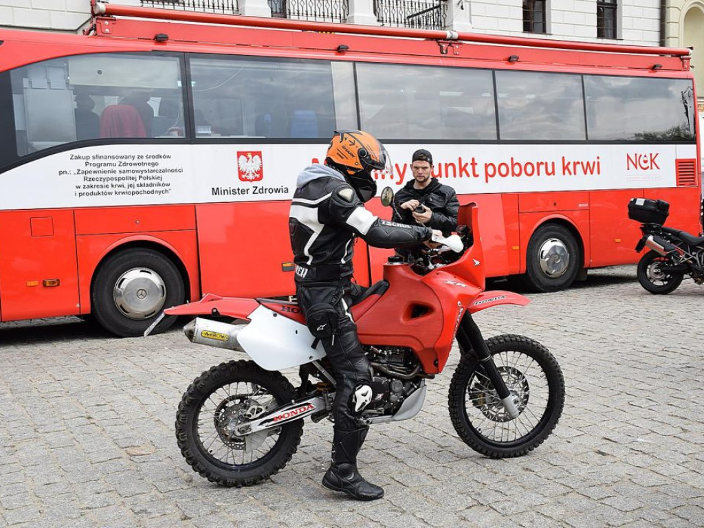 Jubileusz Motokrwi w Głogowie. Znów na starówce zawarczały motocykle