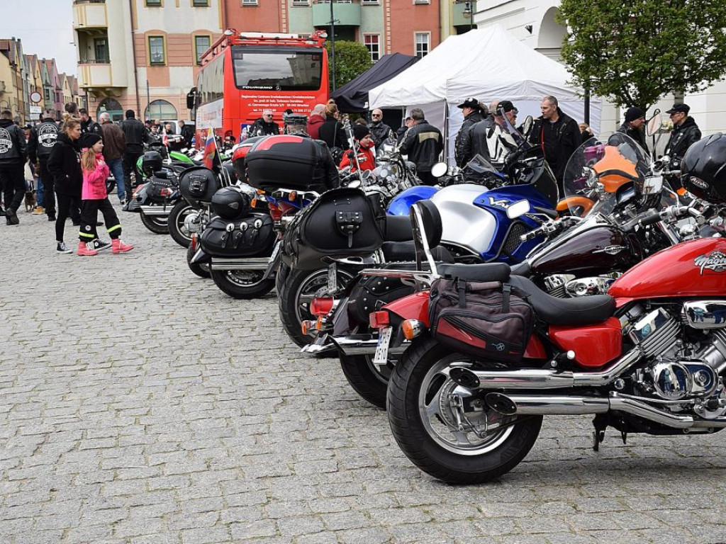Jubileusz Motokrwi w Głogowie. Znów na starówce zawarczały motocykle