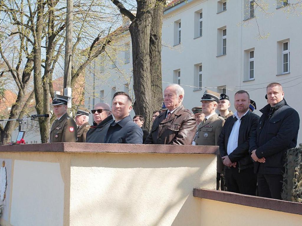 4 Głogowski Batalion Inżynieryjny świętuje Dzień Sapera. Była defilada
