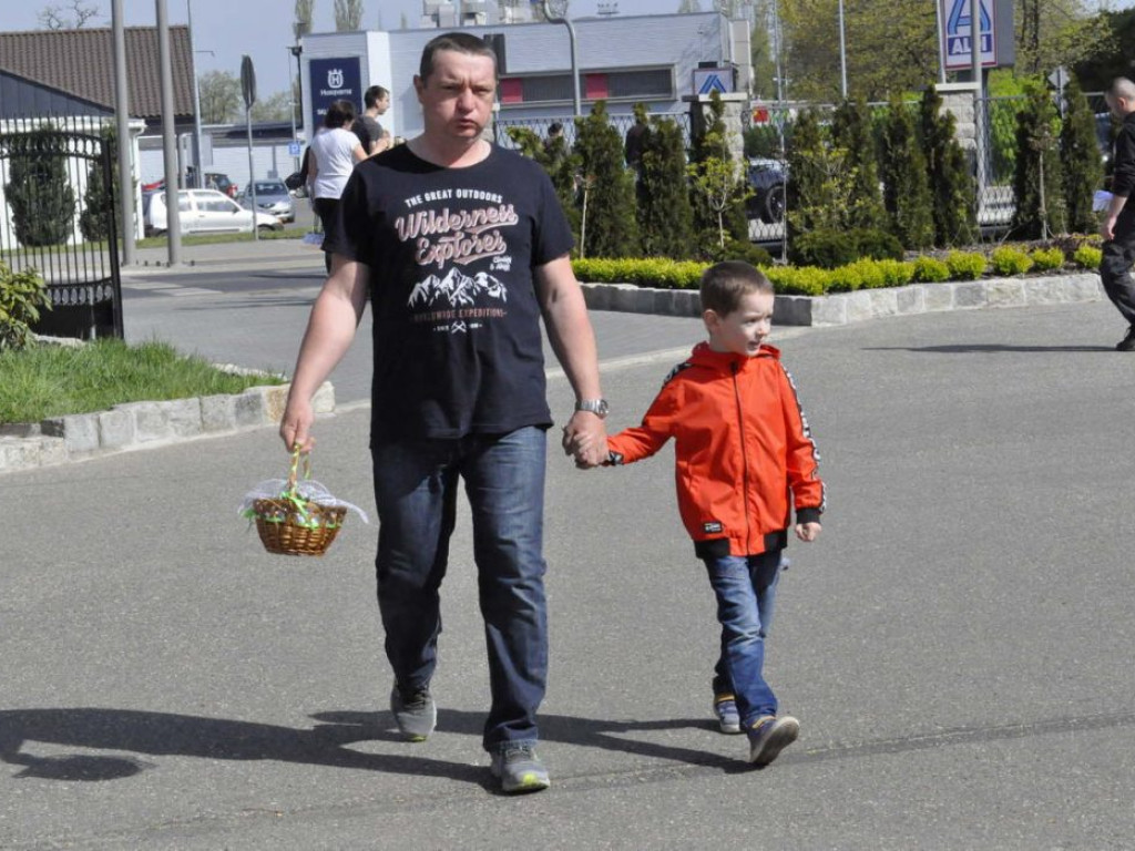 Tak wyglądają nasze koszyczki: malowane jajka, cukrowe baranki i słodkie przysmaki?