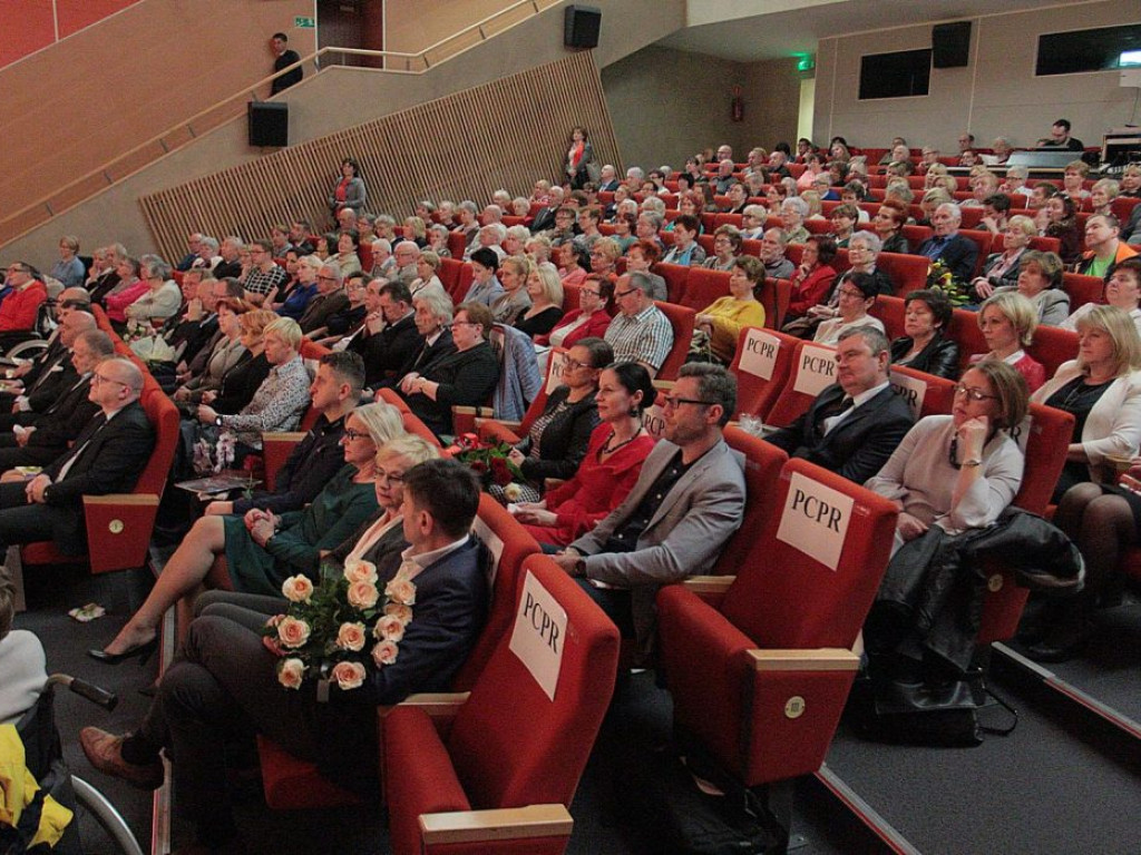 Serce Powiatu dla pracowników Powiatowego Centrum Pomocy Rodzinie. Na jubileusz 20-lecia