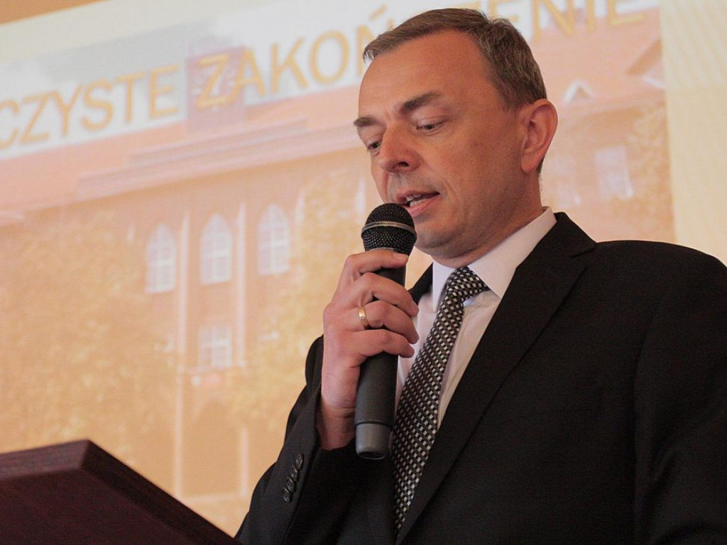 Rok szkolny maturzystów zakończony! Witamy nowe osoby w dorosłości. Rozgoście się!