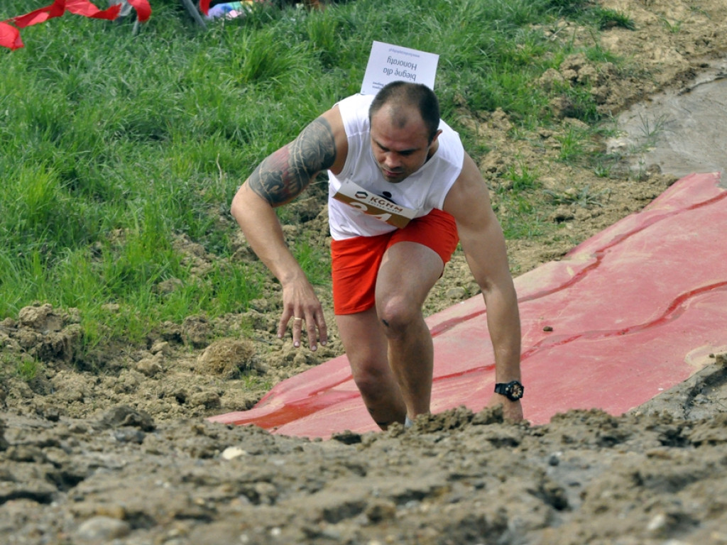 Andrzej Starżyński wygrywa Cross Straceńców na najdłuższym złotym dystansie