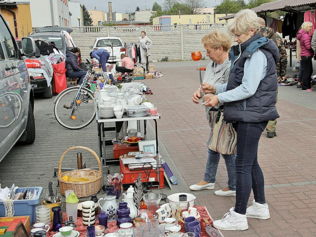Może to nie gdański Jarmark Dominikański, ale Pchli Targ w Sławie się rozkręca