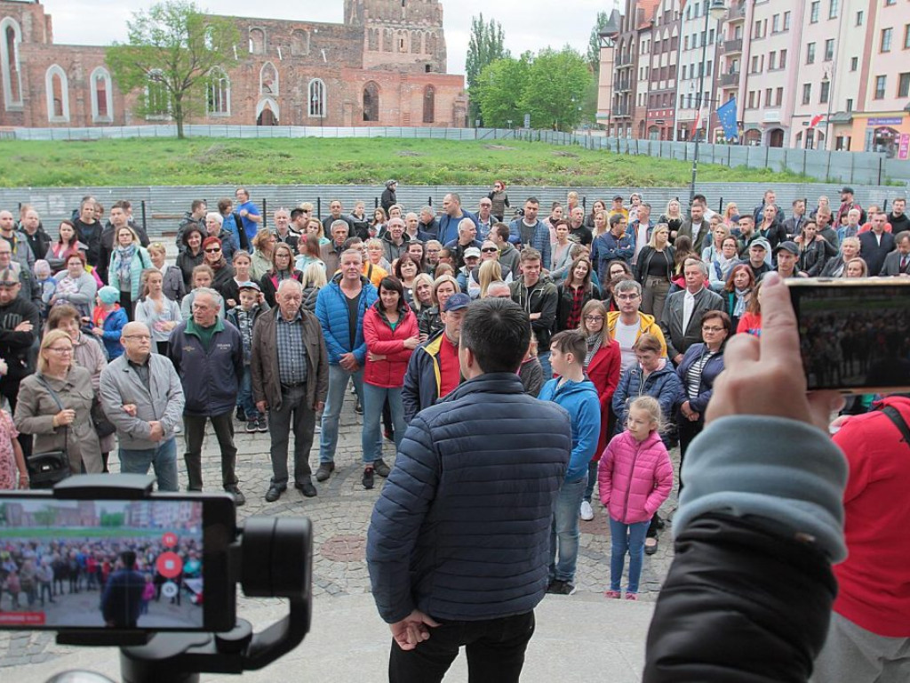 Z latarkami po zakamarkach głogowskich zabytków. Z prezydentem było ciekawie