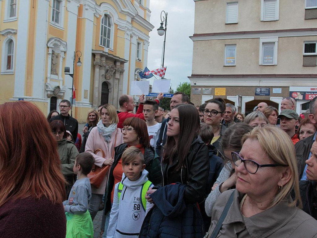 Z latarkami po zakamarkach głogowskich zabytków. Z prezydentem było ciekawie
