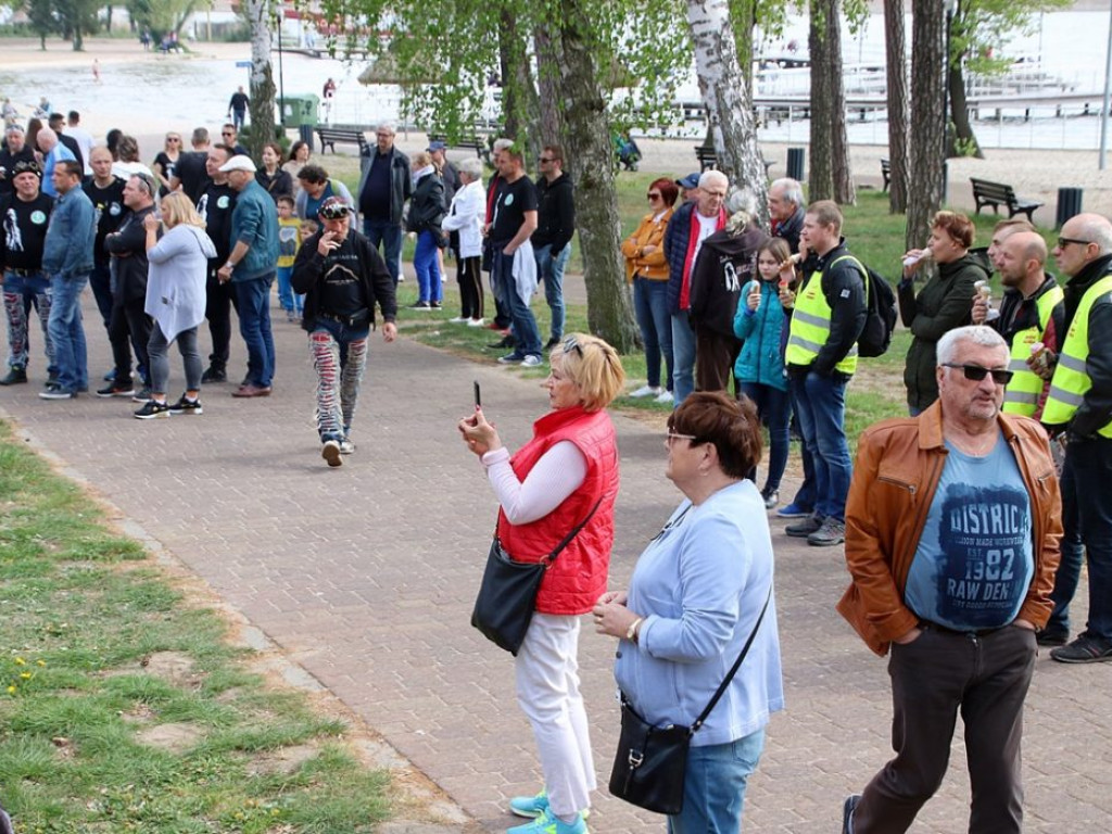 W Sławie śpiewają bluesa i świetnie się bawią. A to dopiero początek festiwalu!