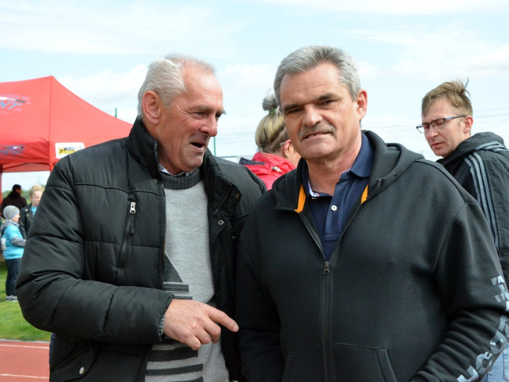 Pobiegli, aby pomóc małemu Michałkowi powrócić do zdrowia. W Grębocicach stawiły się setki ludzi