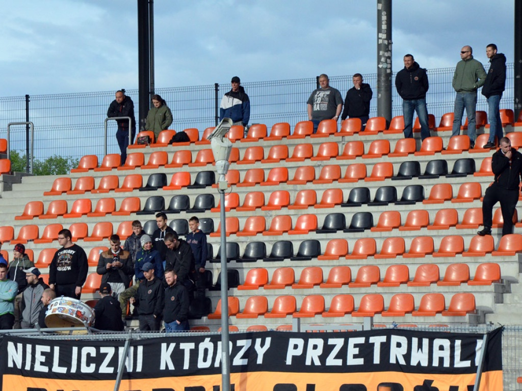 Chrobry tylko remisuje z Wartą! Długo walczył, ale stracił trzy punkty w samej końcówce