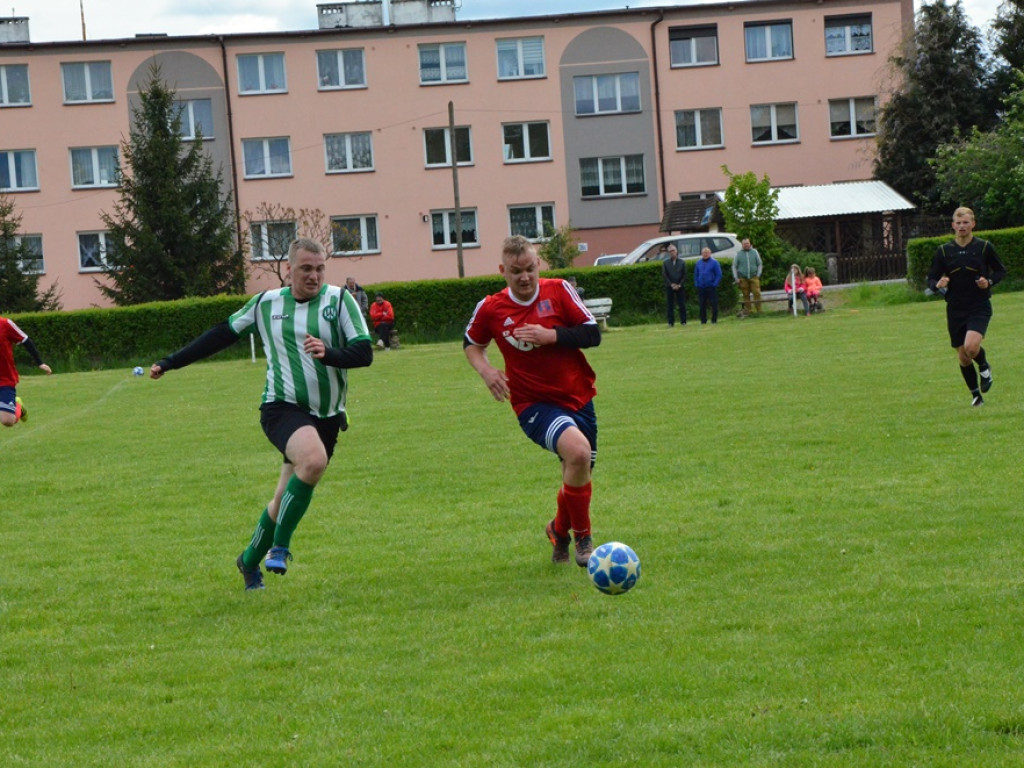 Viktoria strzela osiem bramek. Awans coraz bliżej, ale trzeba jeszcze wygrać derby
