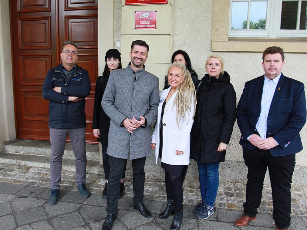 Krzysztof Śmiszek, kandydat Wiosny do PE prowadził kampanię wyborczą w Głogowie