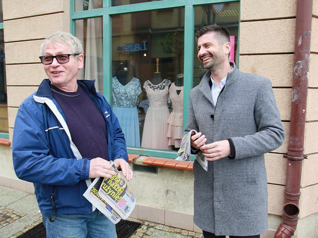 Krzysztof Śmiszek, kandydat Wiosny do PE prowadził kampanię wyborczą w Głogowie
