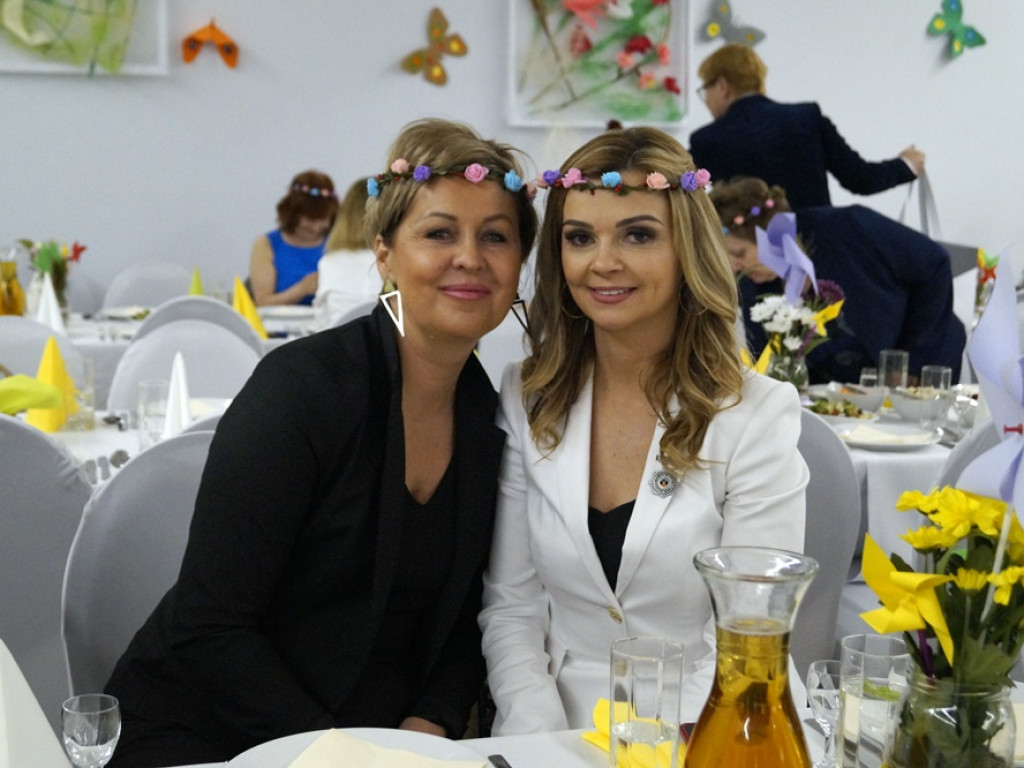 Śpiewy, tańce i hulance - babski comber w KGHM hucznie obchodzony
