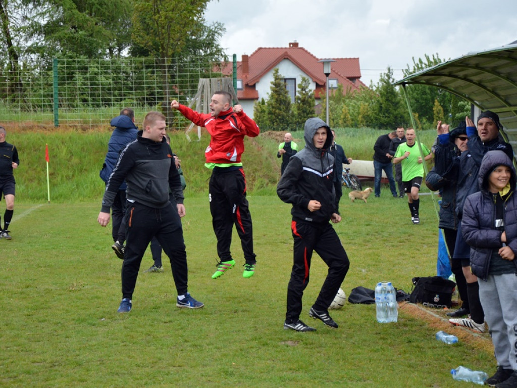 Sparta dogoniła Viktorię na punkt. Sprawa awansu nadal nierozstrzygnięta
