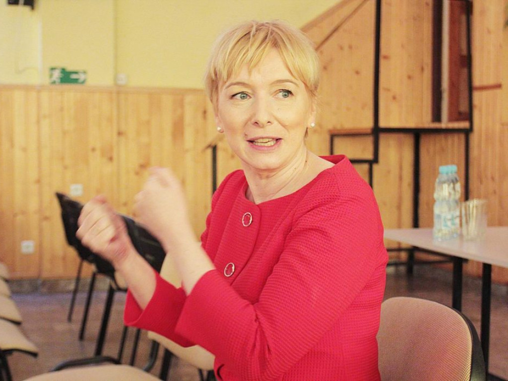 Mira Stachowiak-Różecka: Unia Europejska? Wspólne interesy i korzyści, ale i suwerenność kraju