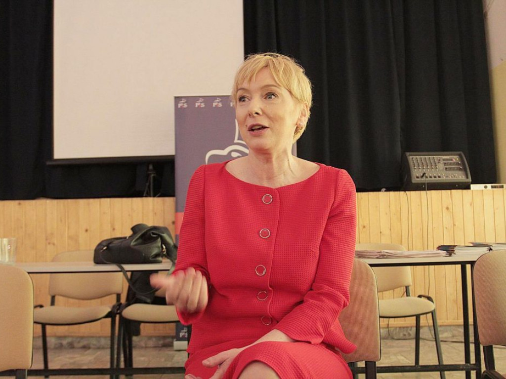 Mira Stachowiak-Różecka: Unia Europejska? Wspólne interesy i korzyści, ale i suwerenność kraju