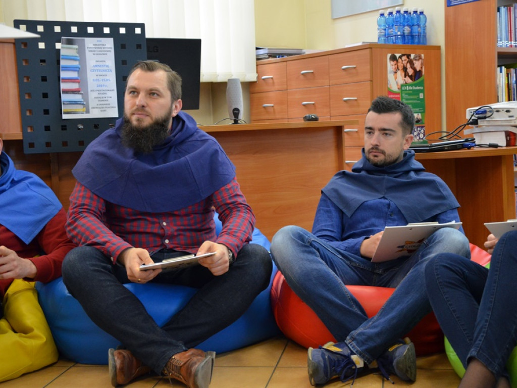 Lekcja historii o Głogowie. Radni czytali przedszkolakom legendy