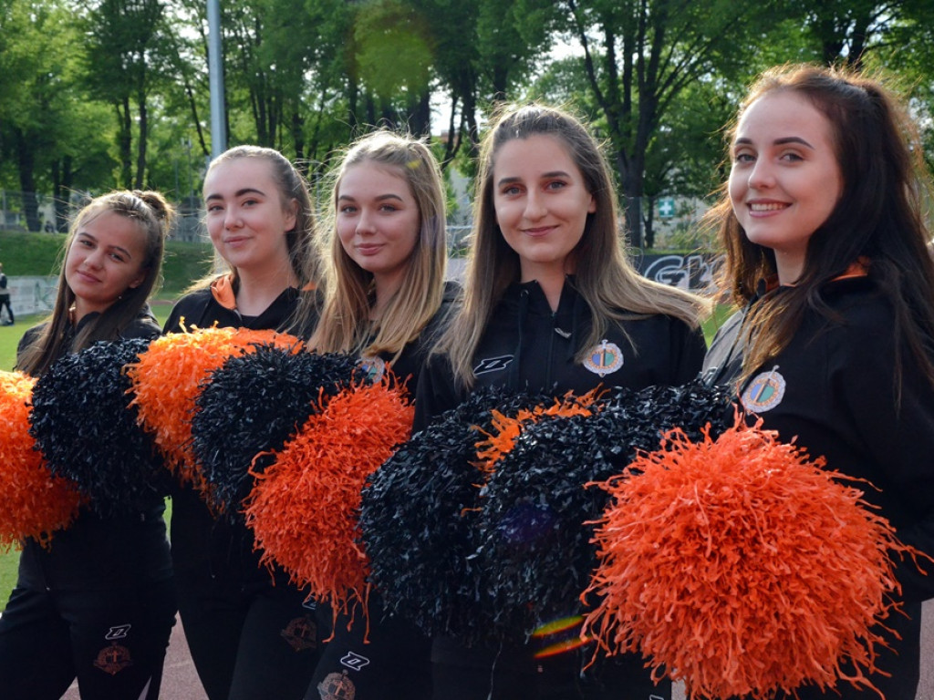 Kasia do tańca porywa nastolatki. Cheerleaderki Chrobrego Głogów są z nami od dwunastu lat!