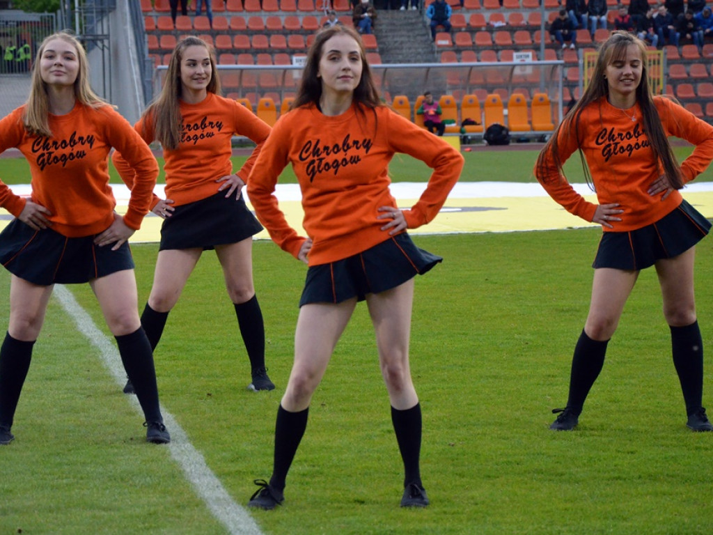 Kasia do tańca porywa nastolatki. Cheerleaderki Chrobrego Głogów są z nami od dwunastu lat!