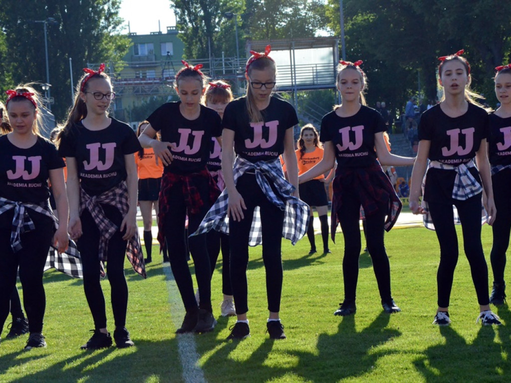 Kasia do tańca porywa nastolatki. Cheerleaderki Chrobrego Głogów są z nami od dwunastu lat!