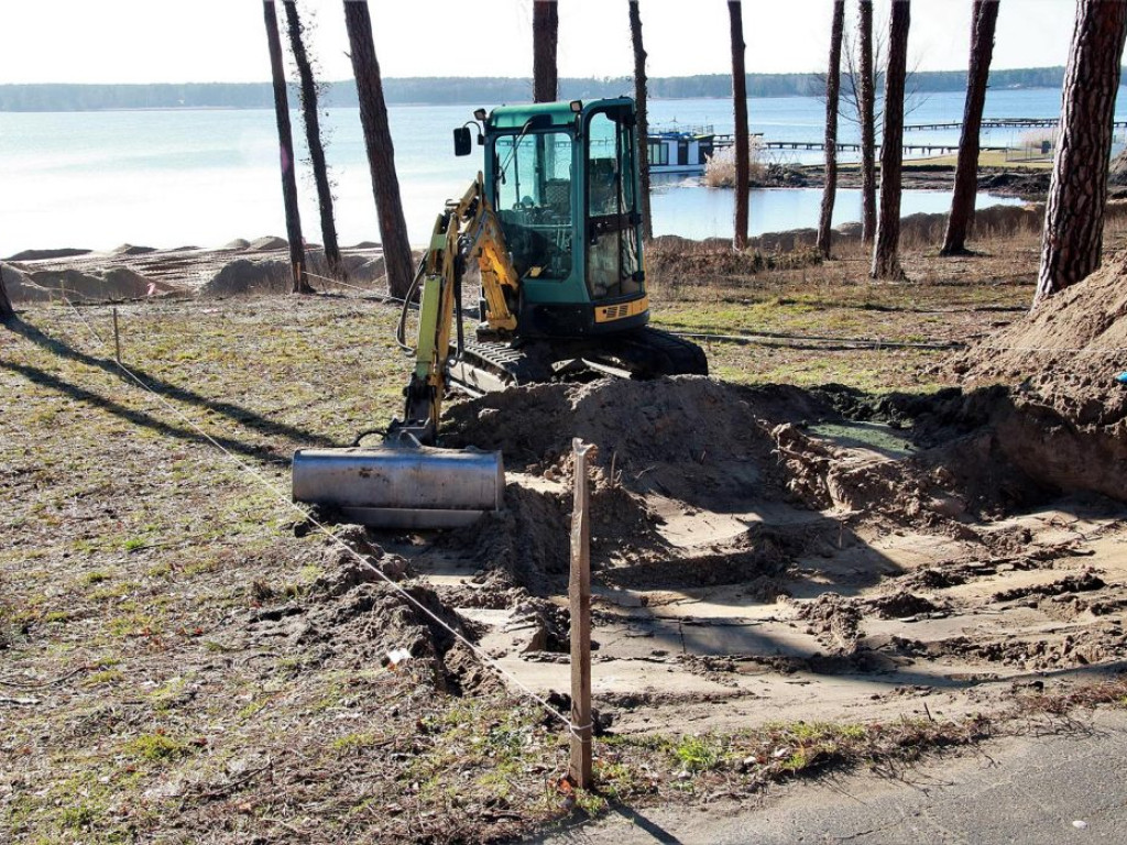 Prace przy sławskiej plaży idą szybciej niż zakłada harmonogram. Podglądamy budowę...